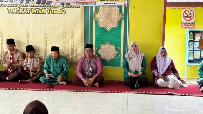 Siswa MTsN 1 Tebo Rutinkan Tahlil dan Doa: Langkah Konkret Persiapan Terjun ke Masyarakat