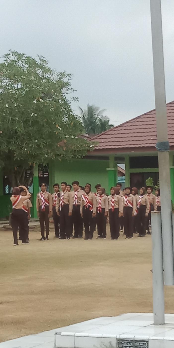 Persiapan upacara hari Pramuka