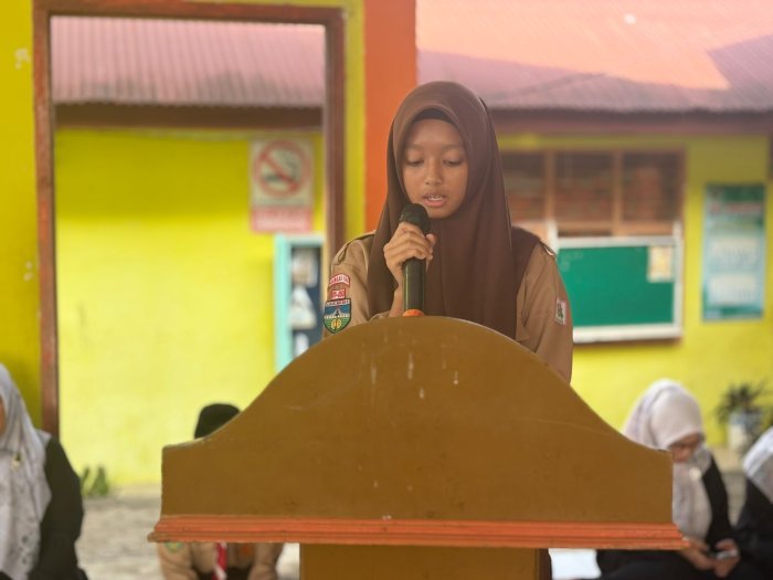 MTsN 1 Tebo Kembangkan Program Jumat Berkah Berbasis Religius
