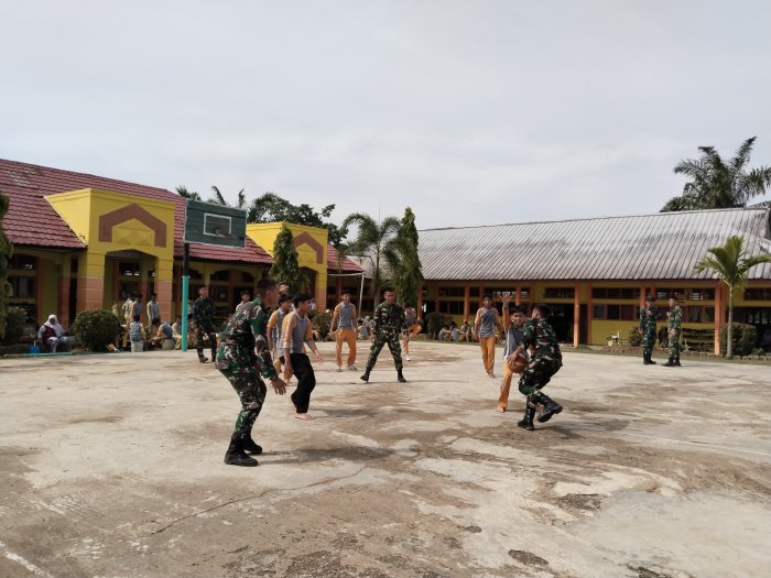 MTsN 1 Tebo dan Brigif 035 Siginjai Gelar Kegiatan Bersama