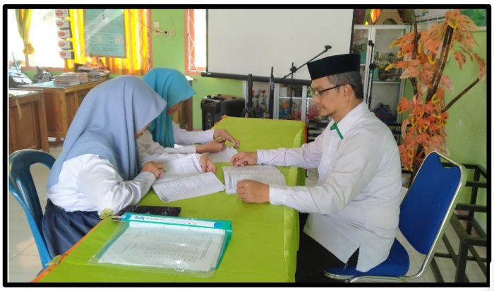 Menuju Provinsi Jambi: Siswa MTsN 1 Tebo Intensifkan Persiapan Jelang Olimpiade Bahasa Arab (OBA)
