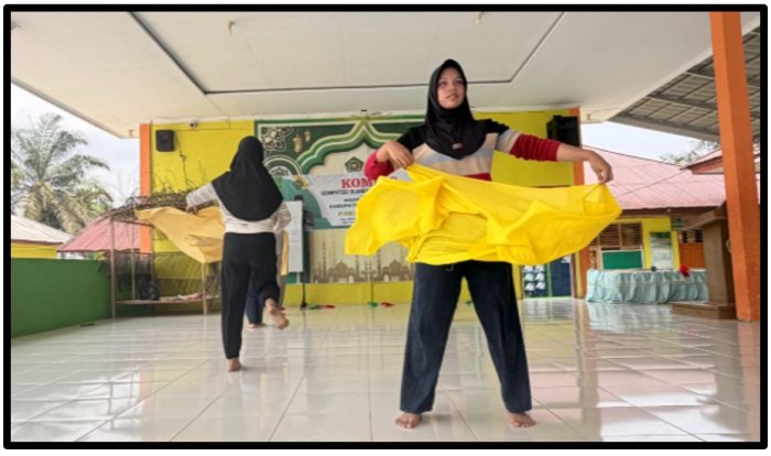 Matangkan Persiapan Ajang KOMPASMA, Tim Seni Tari MTsN 1 Tebo Intensif Berlatih di Aula Tri Utama Matangkan Persiapan Ajang KOMPASMA, Tim Seni Tari MTsN 1 Tebo Intensif Berlatih di Aula Tri Utama
