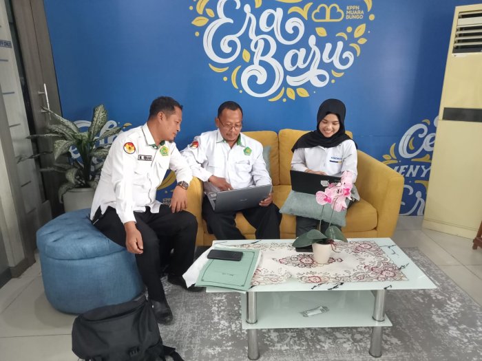 Bendahara MTsN 1 Tebo Konsultasi Keuangan ke KPPN Muara Bungo