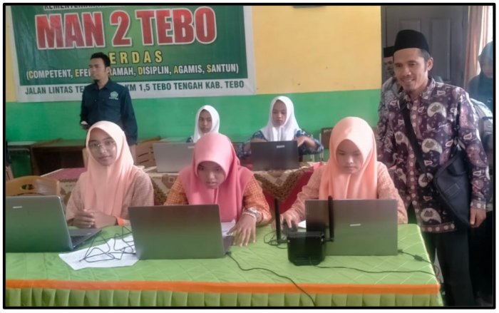 9 SISWA MTsN 1 TEBO IKUTI OMI TINGKAT KABUPATEN TEBO