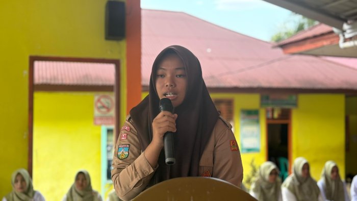 MTsN 1 Tebo Latih Siswa Pidato Tiga Bahasa