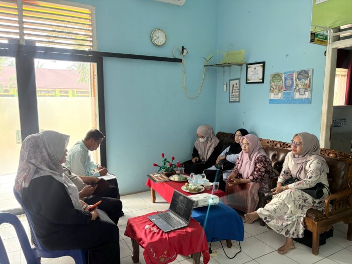 Rapat Kerja Kepala MTs Bahas Persiapan KOMPASMA 2026 di MTsN 1 Tebo Rapat Kerja Kepala MTs Bahas Persiapan KOMPASMA 2026 di MTsN 1 Tebo