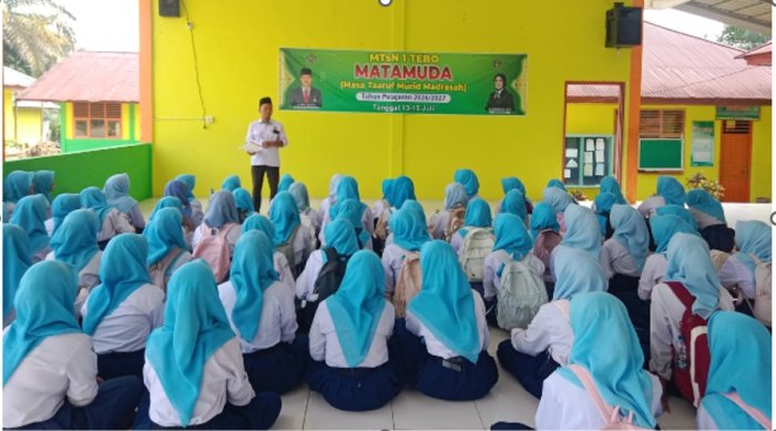 Perkuat Karakter Siswa, MTsN 1 Tebo Intensifkan Program Bimbingan Keagamaan di Semester Ganjil