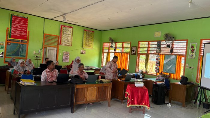 Guru dan Tenaga Kependidikan MTsN 1 Tebo Tuntaskan SKP Tahunan