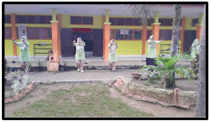 Program Guru Inspiratif: Senam Ceria MTsN 1 Tebo Dipandu Instruktur Profesional