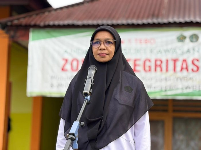 Upacara Senin MTsN 1 Tebo Dorong Kreativitas Siswa lebih Semangat Belajar 