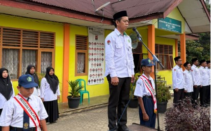 Upacara Bendera MTsN 1 Tebo Soroti Isu Lingkungan dan Akhlak Islami