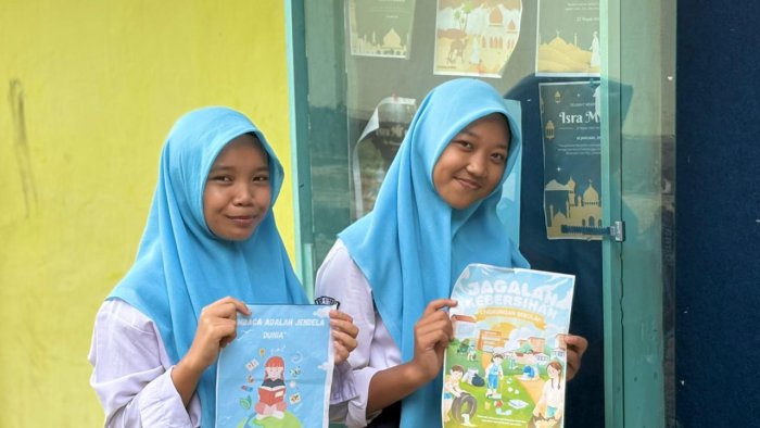 Mading Madrasah: Hidupkan Budaya Literasi dan Kreativitas Siswa MTsN 1 Tebo Mading Madrasah: Hidupkan Budaya Literasi dan Kreativitas Siswa MTsN 1 Tebo