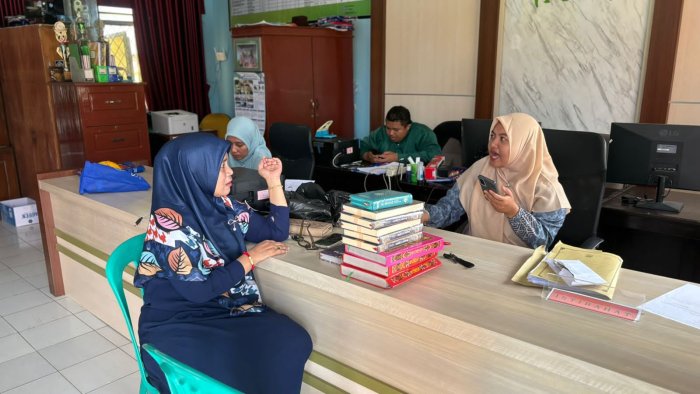 MTsN 1 Tebo Kumpulkan Wakaf Al-Quran untuk Safari Ramadhan MTsN 1 Tebo Kumpulkan Wakaf Al-Quran untuk Safari Ramadhan
