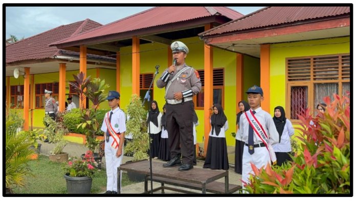 Satlantas Polres Tebo Beri Pembinaan di MTsN 1 Tebo: Soroti Tertib Lalu Lintas, Anti-Bullying, dan PKS Satlantas Polres Tebo Beri Pembinaan di MTsN 1 Tebo: Soroti Tertib Lalu Lintas, Anti-Bullying, dan PKS