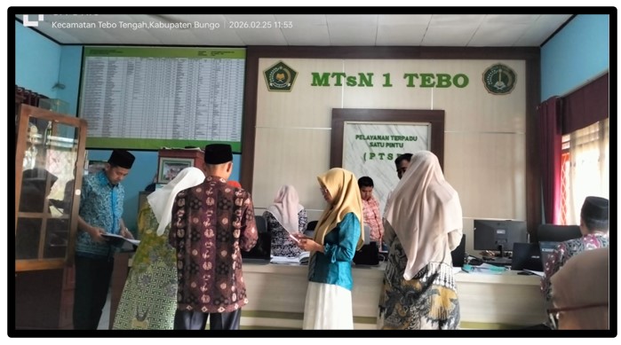 Akselerasi Administrasi, PTSP CERIA MTsN 1 Tebo Diserbu Majelis Guru