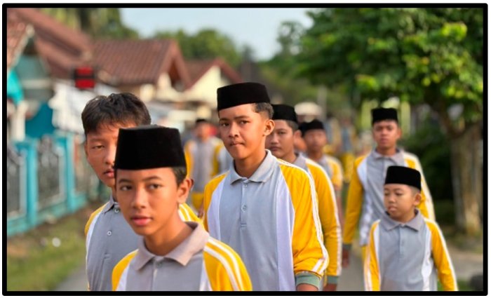 Awali Semester Ganjil dengan Bugar, MTsN 1 Tebo Gelar Sabtu Ceria Lewat Jalan Santai Awali Semester Ganjil dengan Bugar, MTsN 1 Tebo Gelar Sabtu Ceria Lewat Jalan Santai