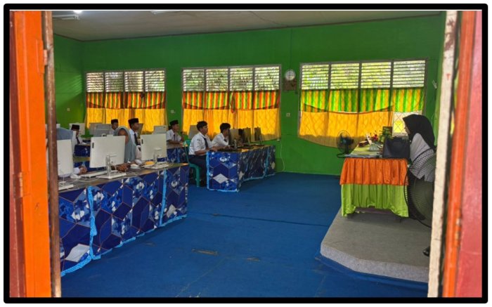 Pelaksanaan TKA Hari Kedua di MTsN 1 Tebo Berjalan Tertib dan Lancar Pelaksanaan TKA Hari Kedua di MTsN 1 Tebo Berjalan Tertib dan Lancar