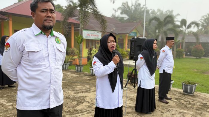 Apel Pagi Sebagai Wahana Peningkatan Disiplin Bagi Seluruh Warga Madrasah