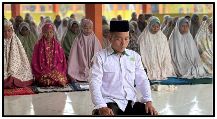 Sinergi Ibadah di Bulan Suci: Siswa-Siswi MTsN 1 Tebo Gelar Sholat Zuhur Berjamaah di Dua Lokasi