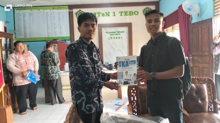 Pengadaan Buku TKA di  MTsN 1 Tebo Dukung Kesuksesan TKA