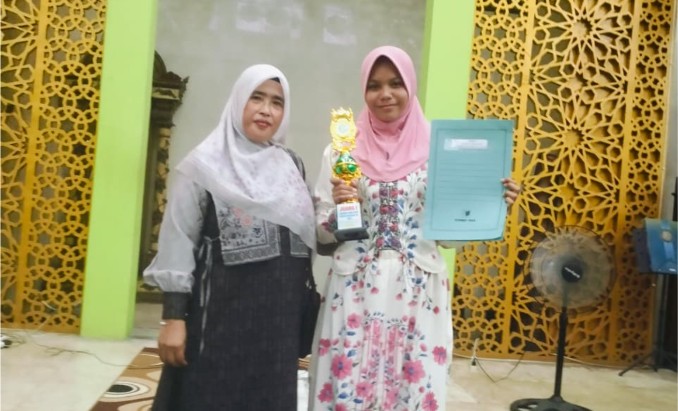 Tampil Penuh Percaya Diri, Fiona Siswi MTsN 1 Tebo Raih Juara 1 Cabang Ceramah FASI Kabupaten Tebo Tampil Penuh Percaya Diri, Fiona Siswi MTsN 1 Tebo Raih Juara 1 Cabang Ceramah FASI Kabupaten Tebo