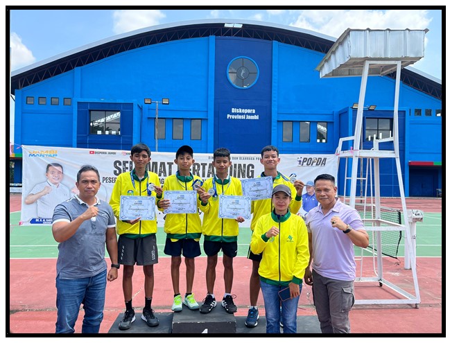 SATU SISWA MTs N 1 TEBO RAIH JUARA 2 OLAH RAGA TENIS