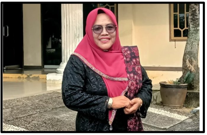 Disiplin Jadi Kunci Sukses: Waka Kesiswaan MTsN 1 Tebo, Dra. Hj. Rahayu Winastuti, Teladan bagi Siswa