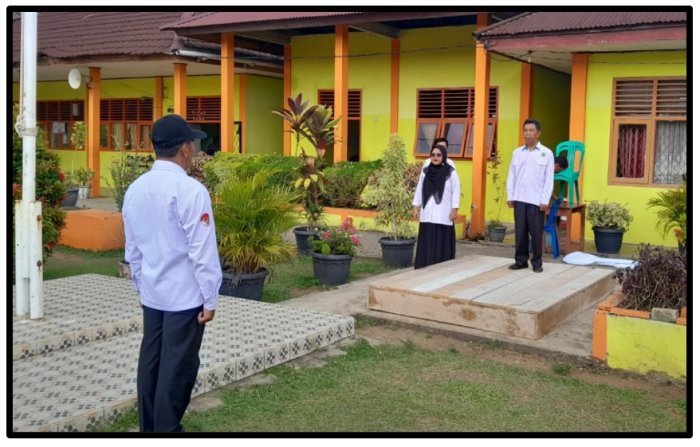 Guru MTsN 1 Tebo Gelar Latihan Upacara Intensif Jelang Hari Guru Nasional (HGN)