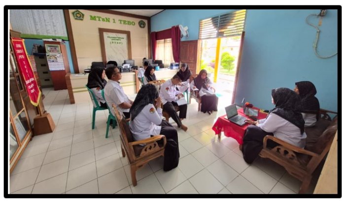 Kepala MTsN 1 Tebo Monitoring dan Evaluasi ( Monev) Zona Integritas (ZI) Area 1 dan 2