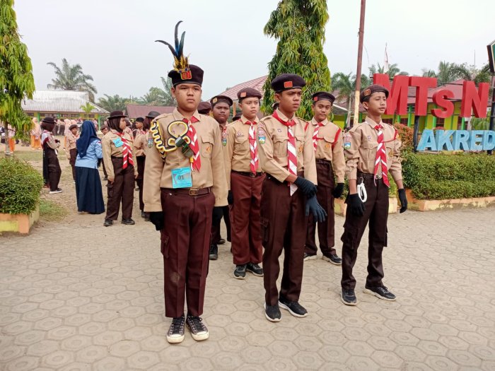 Kompetisi LKBB Meriahkan Hari Pramuka dan HUT RI di MTsN 1 Tebo Kompetisi LKBB Meriahkan Hari Pramuka dan HUT RI di MTsN 1 Tebo