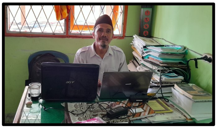 Sambut Ramadhan, Waka Kurikulum MTsN 1 Tebo Gerak Cepat Rampungkan Roster dan Program Pesantren Kilat