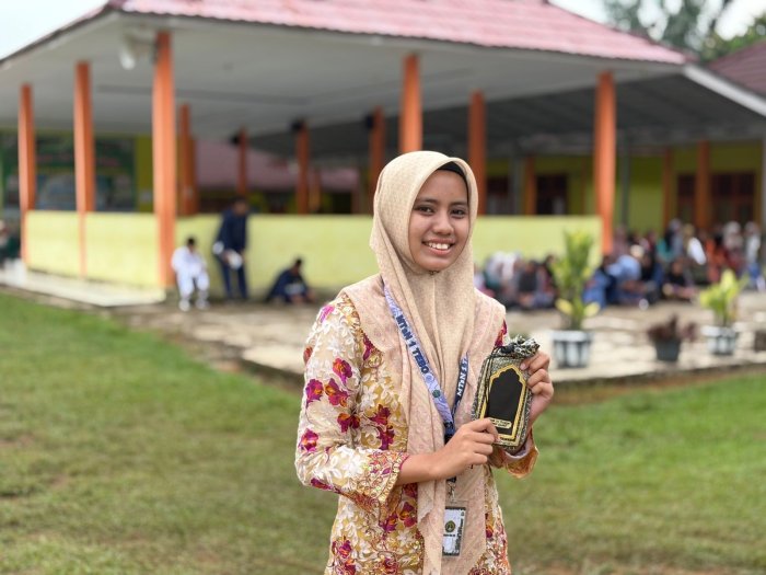 Meriahkan Hardiknas, Kepala MTsN 1 Tebo Gelar Kuis Interaktif Bareng Siswa